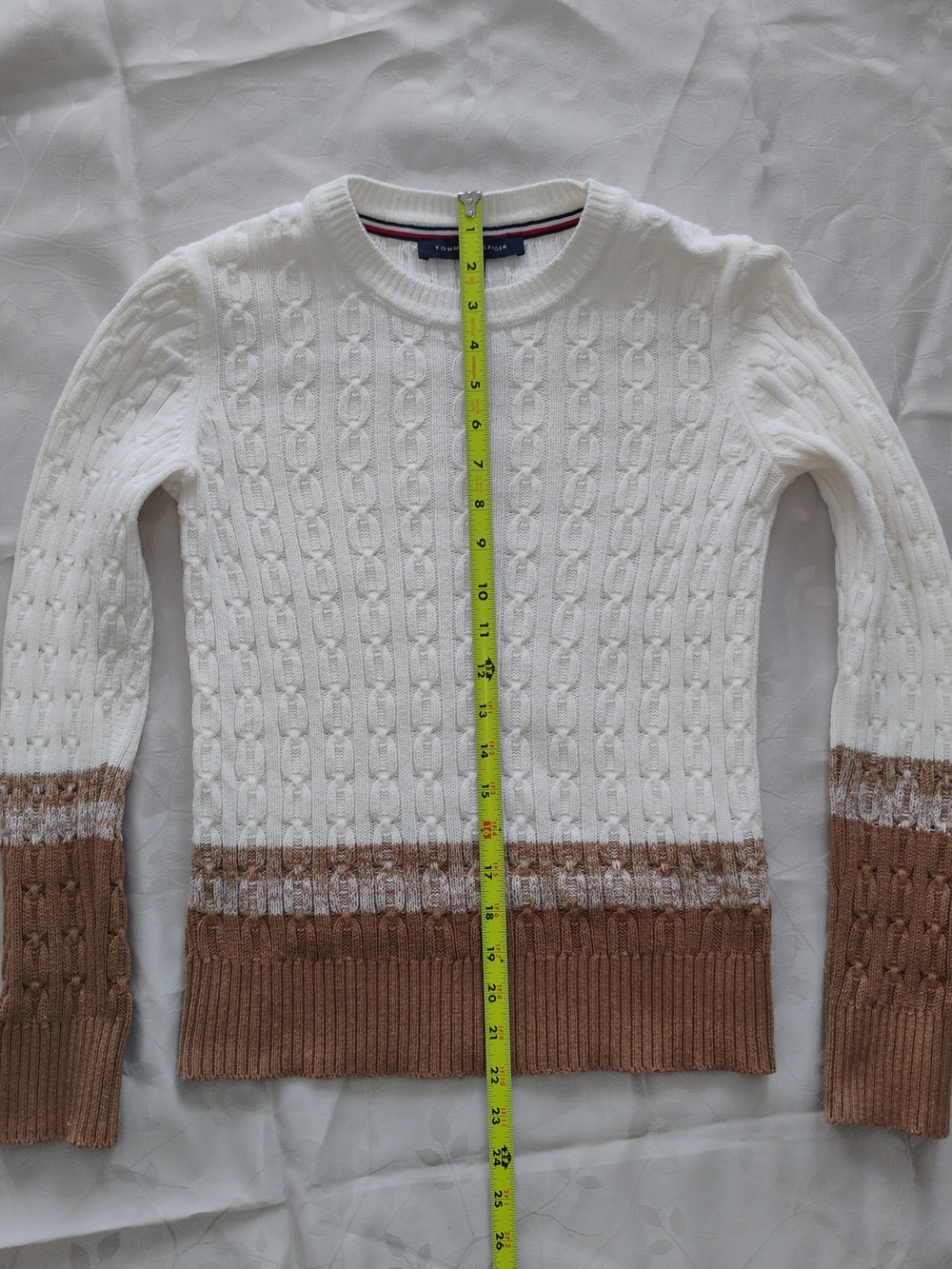Tommy Hilfiger White and Tan Cable-Knit Crewneck Sweater